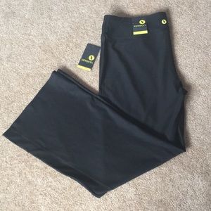 NWT xersion XL black workout pants